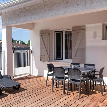 Maison Alma☆ Piscine Chauffee & Jacuzzi Prives☆☆☆ Biganos
